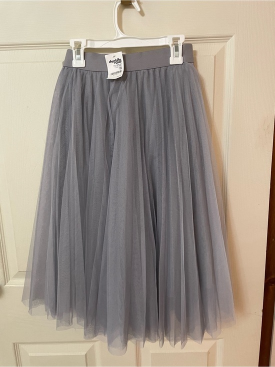 Charlotte Russe Dresses & Skirts - NWT Charlotte Russe Gray Tulle Midi Skirt
